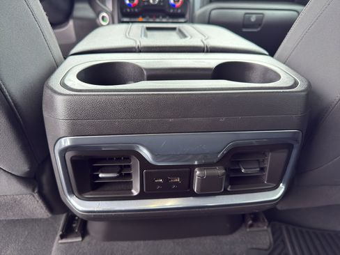 Used 2021 GMC Sierra 1500 Elevation image 32