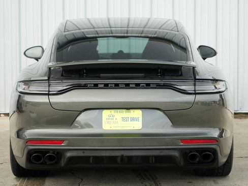 Used 2022 Porsche Panamera 4 AWD/4WD image 54