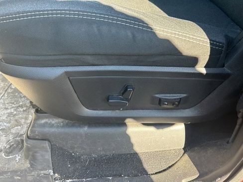 Used 2020 RAM 2500 Big Horn w/ Night Edition image 16