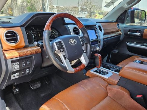 Used 2018 Toyota Tundra 1794 Edition image 10