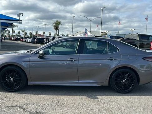 Used 2023 Toyota Camry XSE image 7