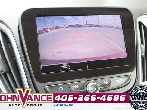 Used 2021 Chevrolet Malibu LT w/ Leather Package image 32