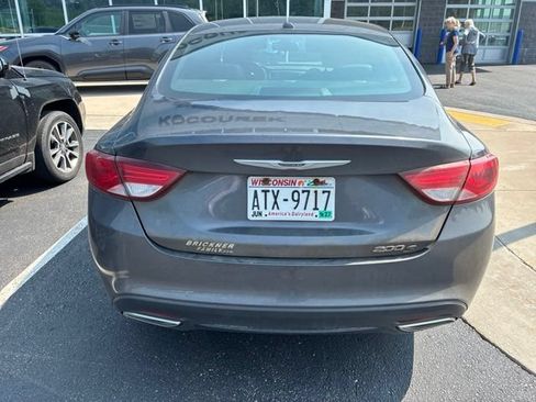Used 2015 Chrysler 200 S FWD image 7