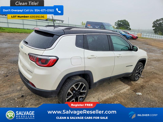 Used 2017 Jeep Compass Limited w/ Navigation Group AWD/4WD image 4
