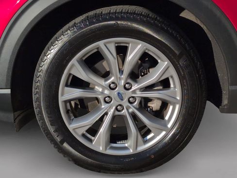 Used 2023 Ford Explorer Limited w/ Limited Technology Package image 9