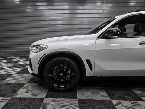 Used 2019 BMW X5 xDrive40i w/ Luxury Seating Package AWD/4WD image 45