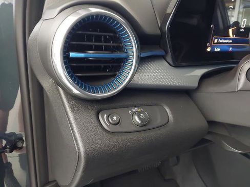 New 2026 Chevrolet Trax LT w/ Driver Confidence Package image 24