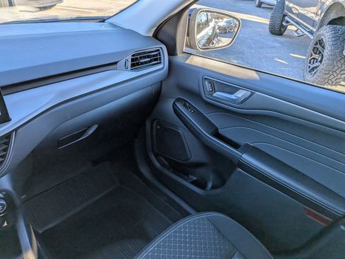 Certified 2023 Ford Escape Active w/ Tech Pack #2 image 19