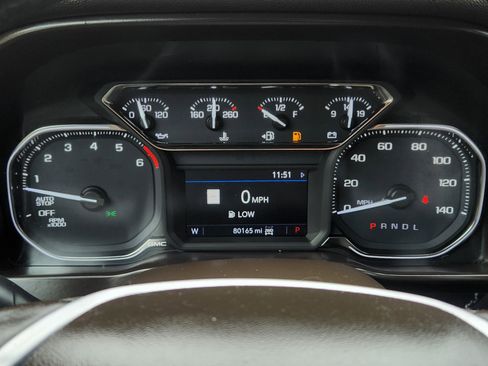 Used 2019 GMC Sierra 1500 SLT w/ SLT Premium Package AWD/4WD image 18