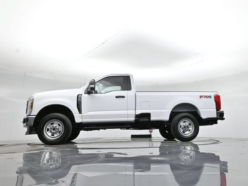 New 2026 Ford F350 XL w/ FX4 Off-Road Package AWD/4WD image 6