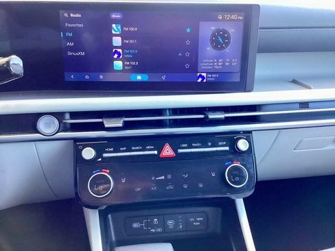 Used 2025 Hyundai Tucson SEL AWD/4WD image 15