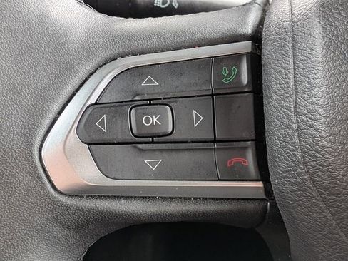 Used 2024 Jeep Compass Limited image 23