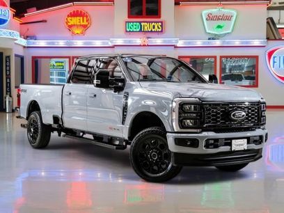 Used 2025 Ford F350 Lariat w/ Black Appearance Package