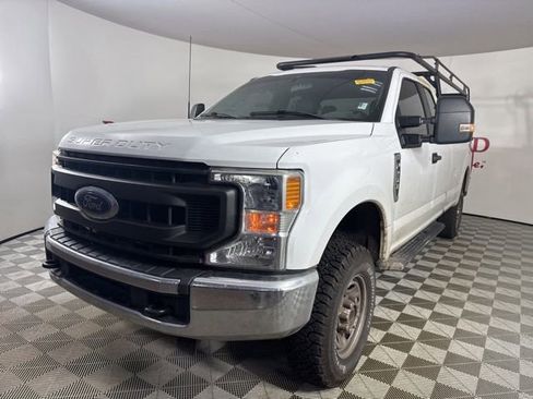 Used 2022 Ford F250 XL w/ Power Equipment Group image 4