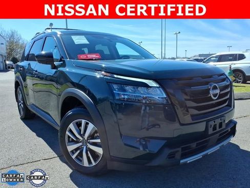 Certified 2024 Nissan Pathfinder SL w/ Black Appearance Package image 1