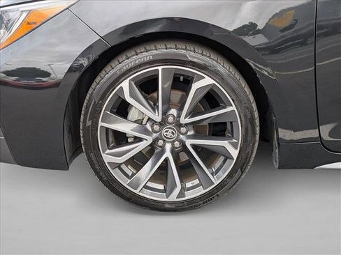 Used 2020 Toyota Corolla XSE image 10