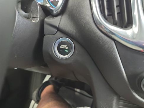 Certified 2024 Chevrolet Equinox LT image 22