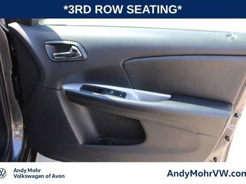 Used 2019 Dodge Journey SE FWD image 20