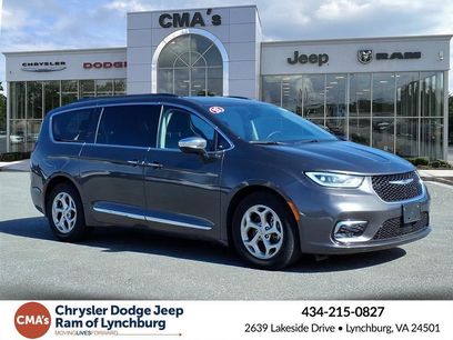Used 2023 Chrysler Pacifica Limited