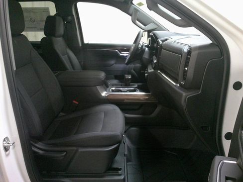 New 2025 Chevrolet Silverado 1500 RST w/ Redline Edition image 26