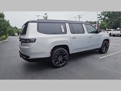 Used 2024 Jeep Grand Wagoneer L Series II w/ Quick Order Packagew 28T image 30