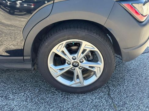 Used 2023 Hyundai Kona SEL w/ Convenience Package FWD image 6