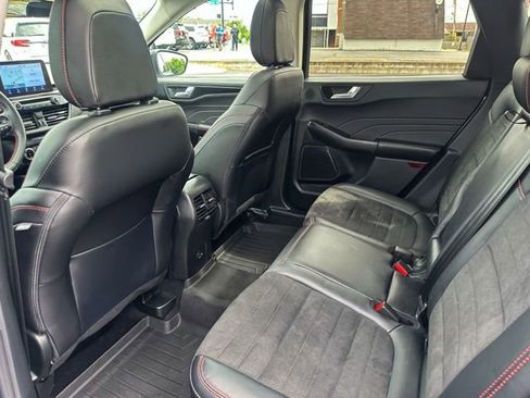 Used 2022 Ford Escape SEL w/ SEL Stealth AWD Package image 20