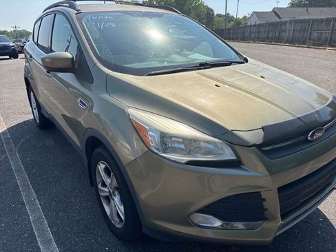 Used 2013 Ford Escape SE AWD/4WD image 2
