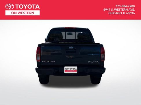 Used 2015 Nissan Frontier PRO-4X image 4