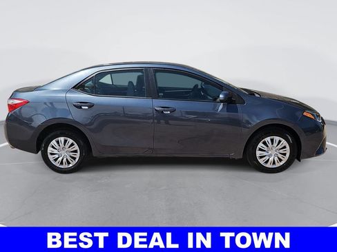 Used 2015 Toyota Corolla L FWD image 2