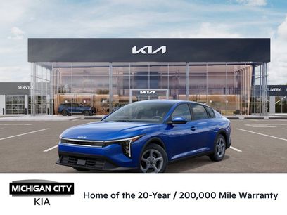 New 2025 Kia K4 LXS