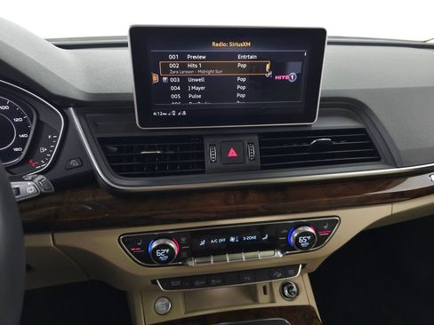 Used 2018 Audi Q5 Prestige w/ Prestige Package AWD/4WD image 23