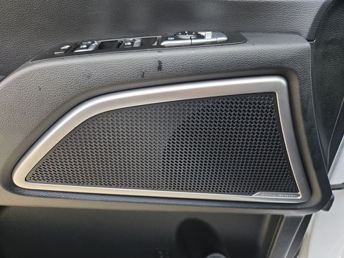 Used 2025 Kia Telluride EX X-Line AWD/4WD image 15