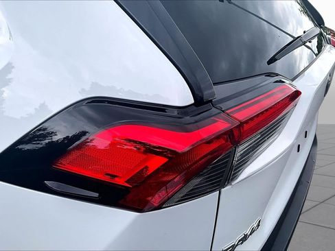 Certified 2025 Toyota RAV4 XLE AWD/4WD image 29
