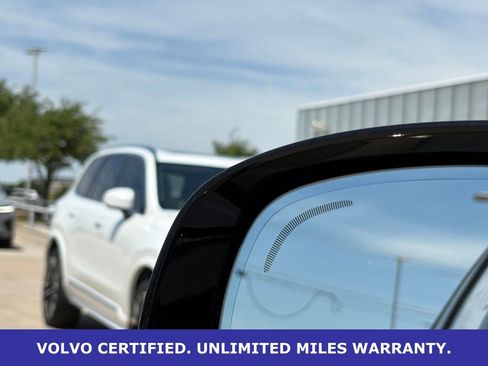 Certified 2025 Volvo XC60 B5 Core AWD/4WD image 13