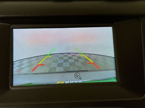 Used 2016 Ford Fusion SE image 19