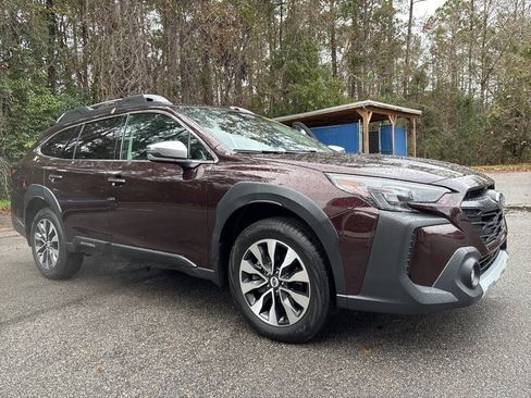 Used 2023 Subaru Outback Touring XT image 1
