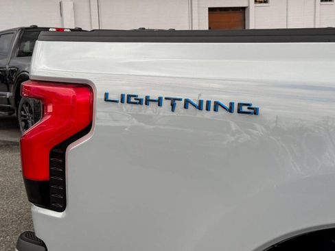 Used 2024 Ford F150 Lightning Flash image 16