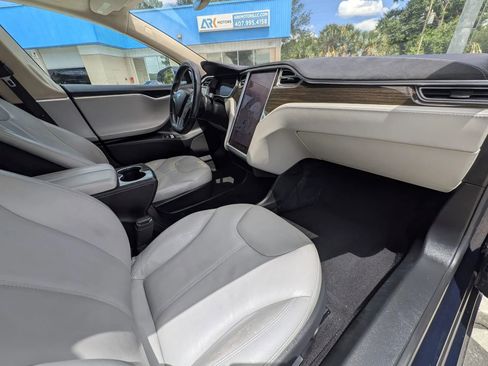 Used 2014 Tesla Model S P85 RWD image 8
