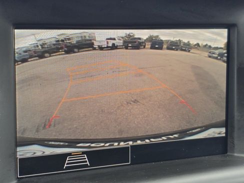 Used 2024 GMC Terrain SLE w/ Elevation Edition AWD/4WD image 6
