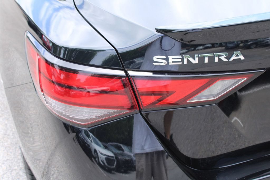 Used 2020 Nissan Sentra SR FWD image 10