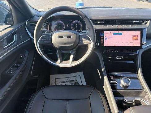 New 2026 Jeep Grand Cherokee L Limited w/ Limited Altitude Package image 13