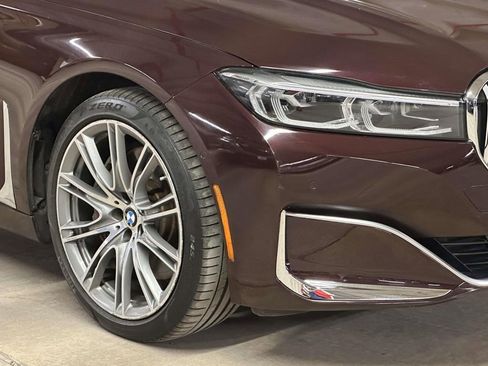 Used 2020 BMW 750i xDrive w/ Executive Package AWD/4WD image 10