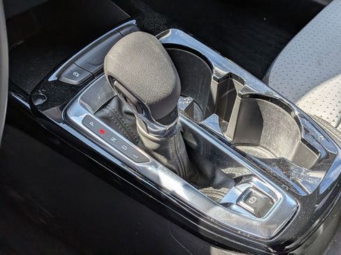 Used 2024 Chevrolet Trax LT w/ Driver Confidence Package image 23