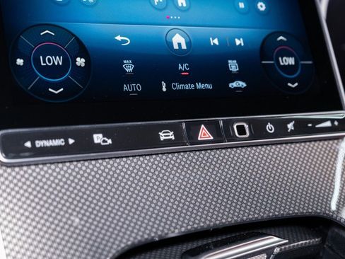 New 2026 Mercedes-Benz CLE 300 4MATIC Coupe image 18