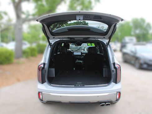 Certified 2023 Kia Telluride SX Prestige X-Line image 9