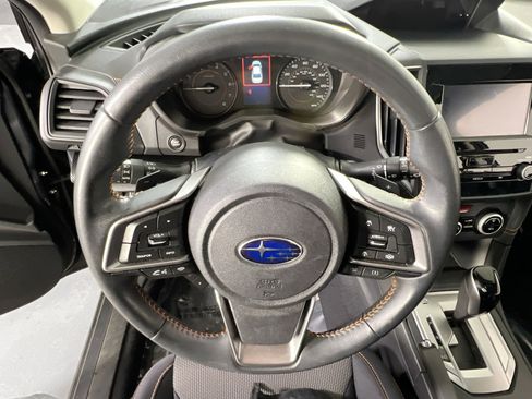 Used 2023 Subaru Crosstrek 2.0i Premium AWD/4WD image 11