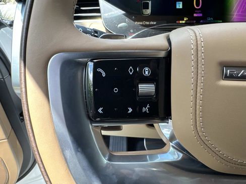 New 2026 Land Rover Range Rover SE AWD/4WD image 32