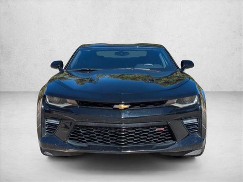 Used 2018 Chevrolet Camaro SS image 2