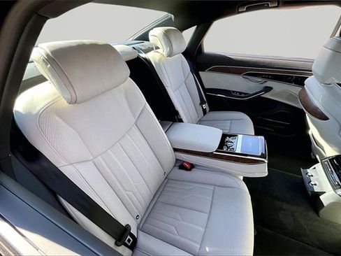 Used 2023 Audi A8 L 3.0T w/ Luxury Package image 29